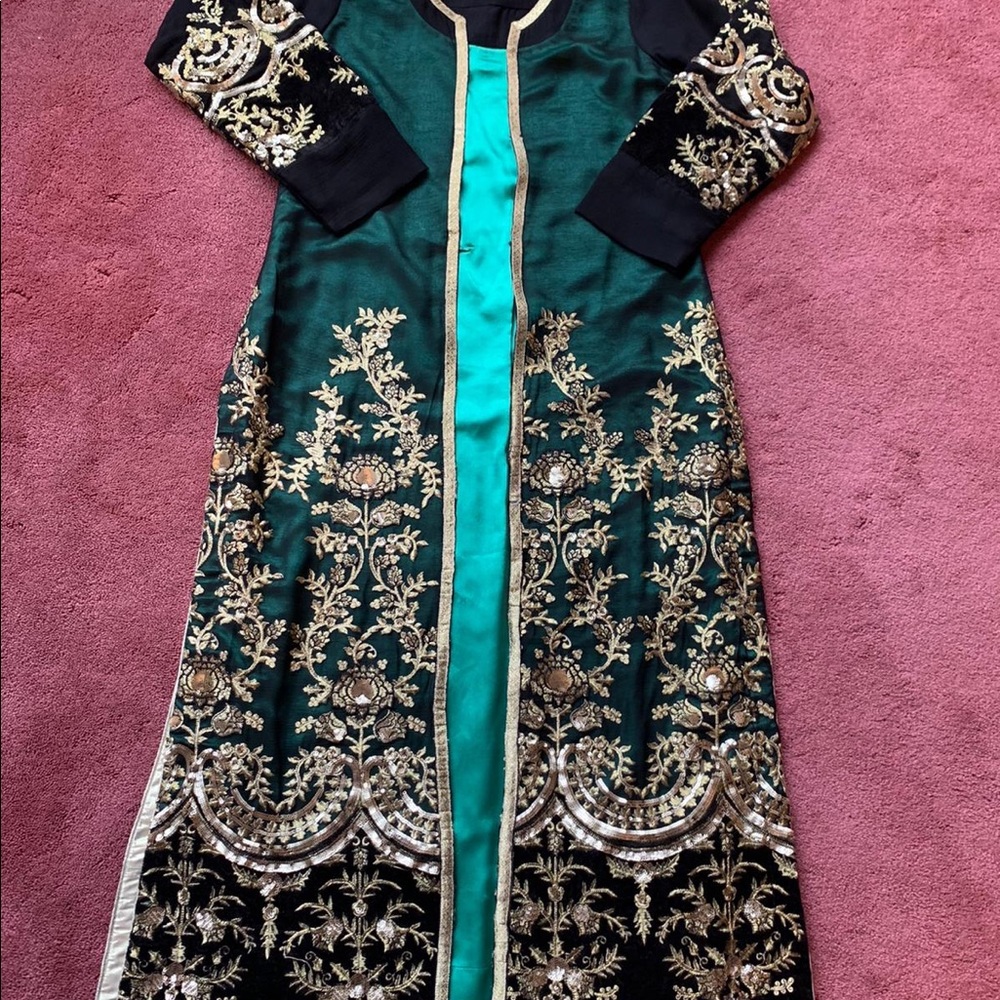MariaB Size Medium Mbroidered Outfit Pakistani